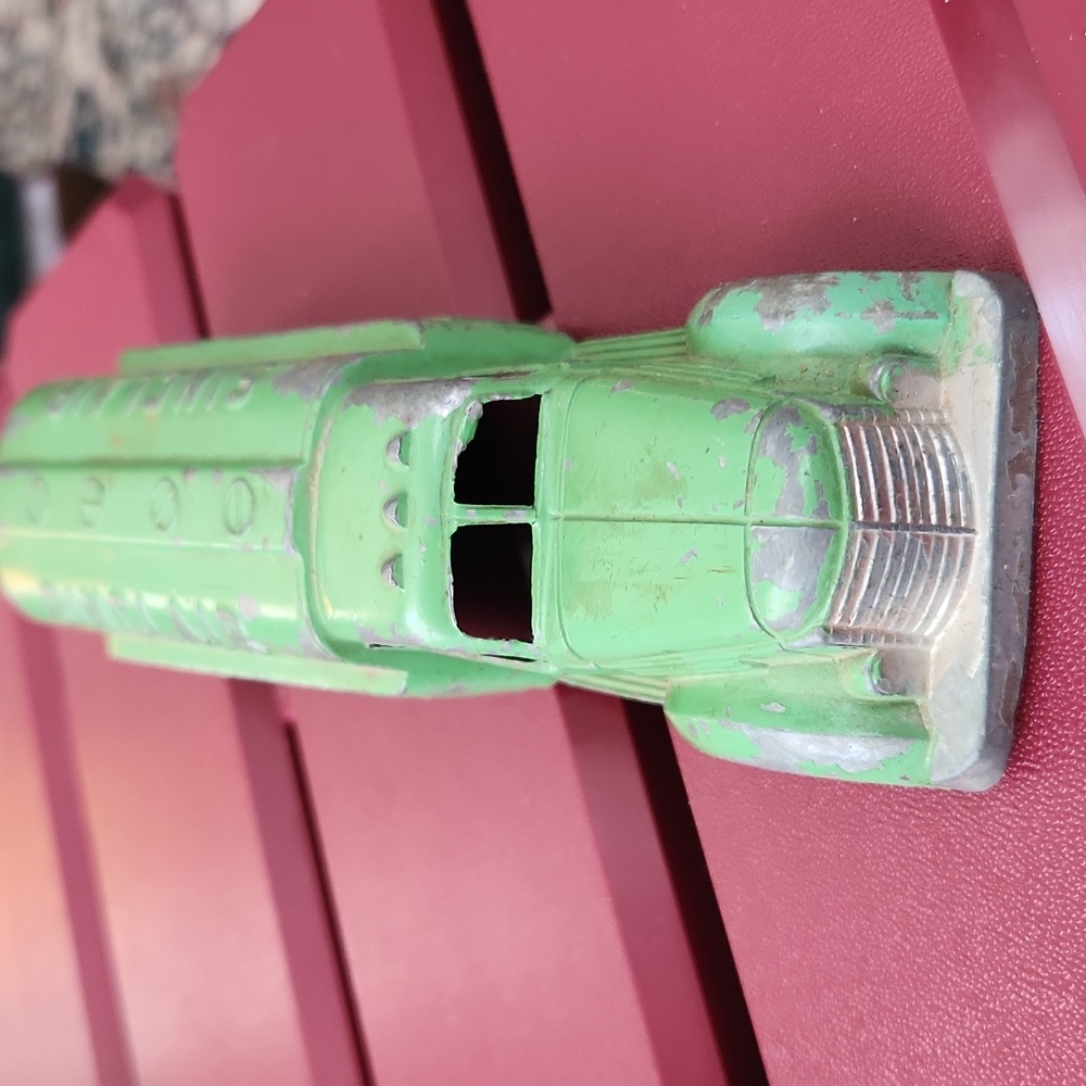Vintage Sinclair Metal Toy Tanker Truck - Picture 7 of 7